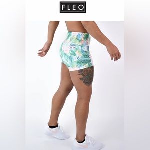 Fleo-Hibiscus Power High Rise Athletic Biker Workout Exercise Shorts-Sz Large ❤️